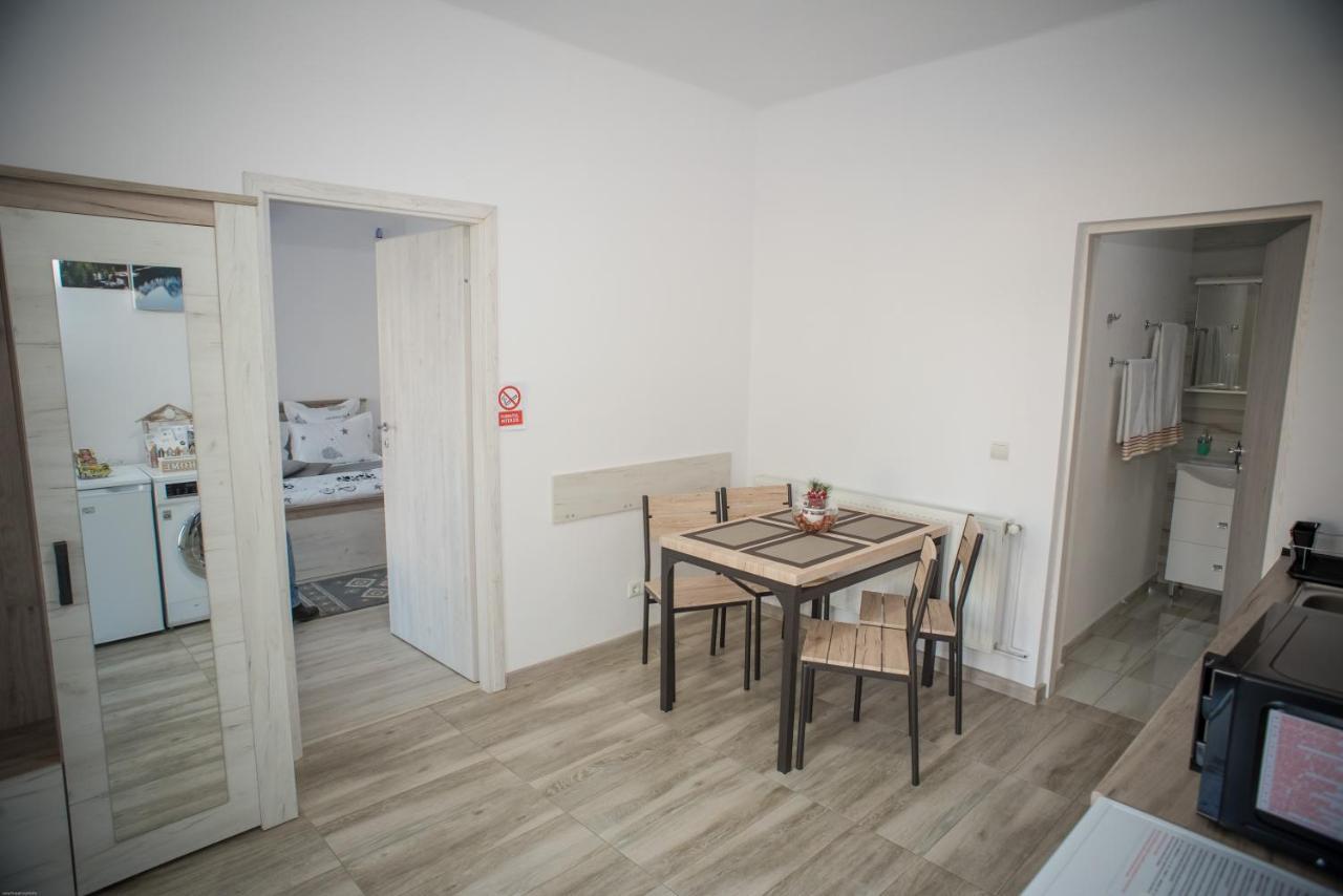 Apartament La Mal Сібіу Екстер'єр фото